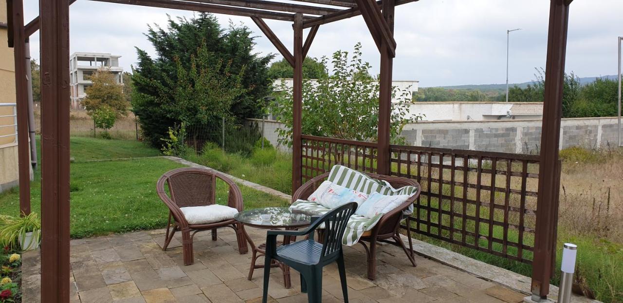 Pearl Sunshine Appartments Primorsko Luaran gambar