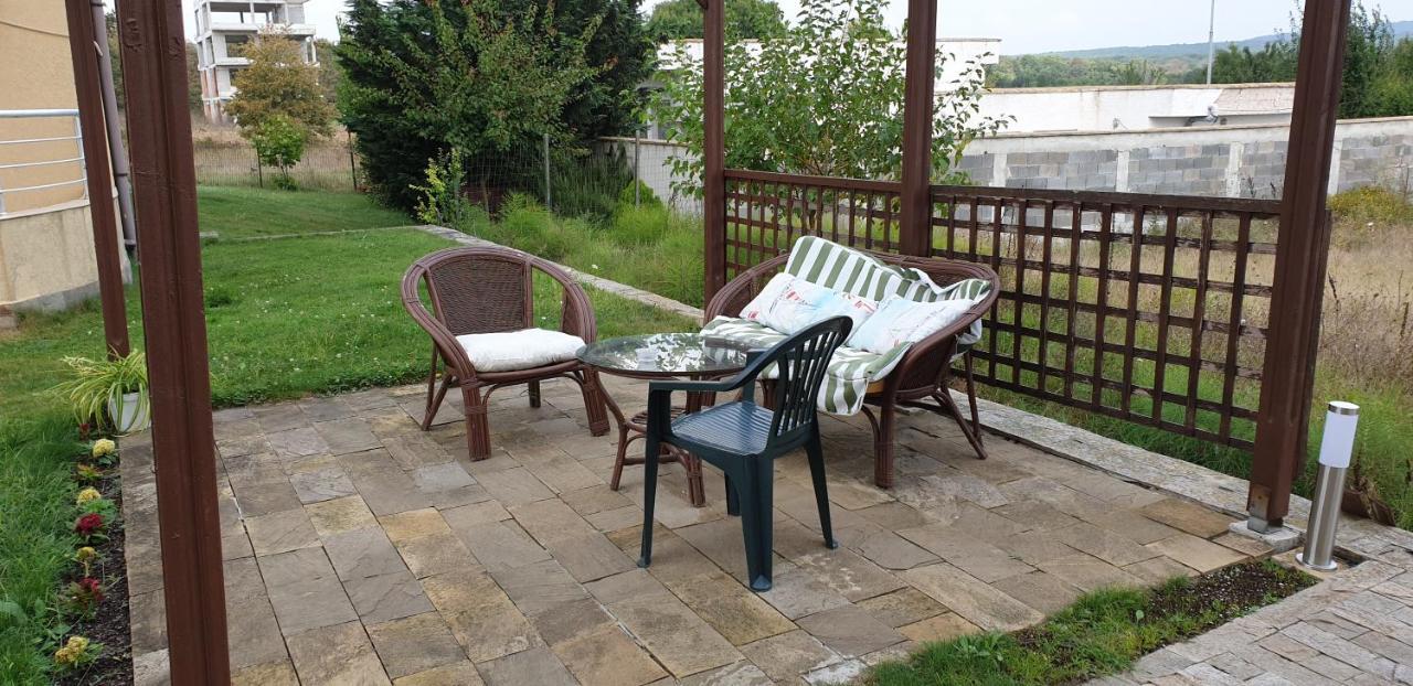 Pearl Sunshine Appartments Primorsko Luaran gambar
