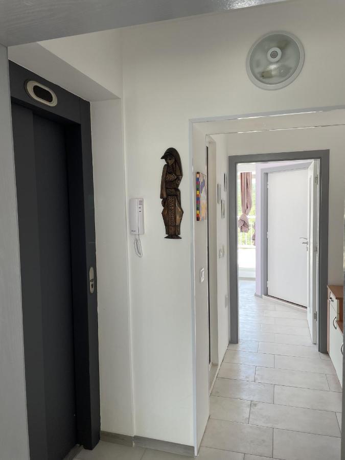 Pearl Sunshine Appartments Primorsko Luaran gambar