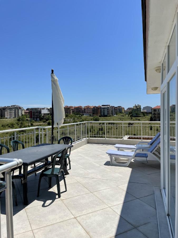 Pearl Sunshine Appartments Primorsko Luaran gambar