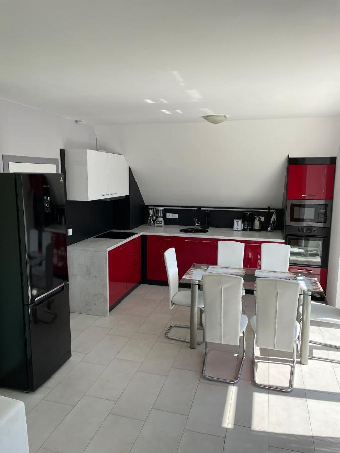 Pearl Sunshine Appartments Primorsko Luaran gambar