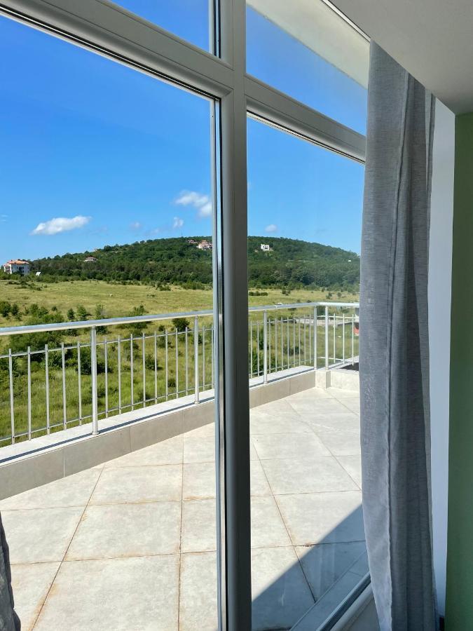 Pearl Sunshine Appartments Primorsko Luaran gambar