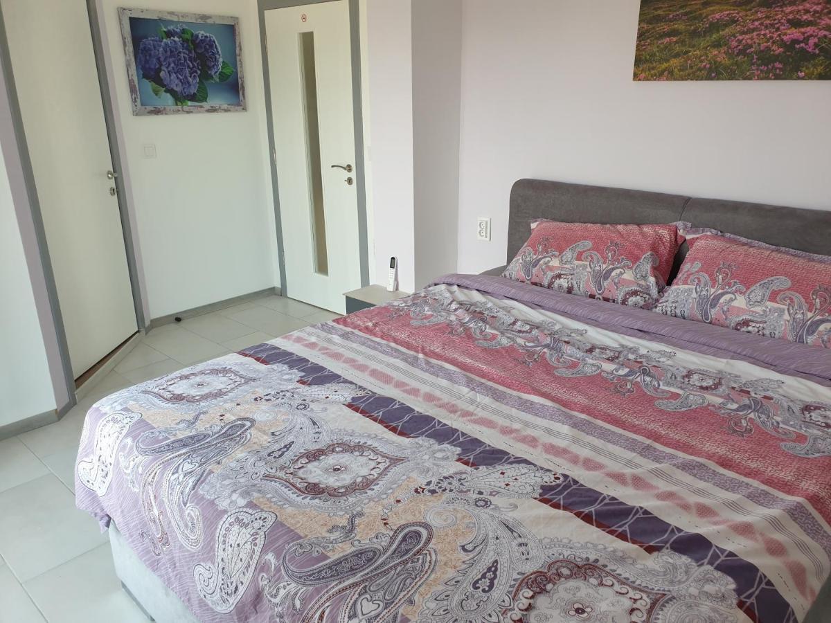 Pearl Sunshine Appartments Primorsko Luaran gambar