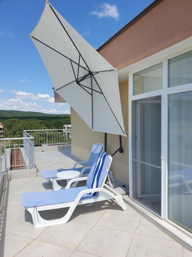 Pearl Sunshine Appartments Primorsko Luaran gambar