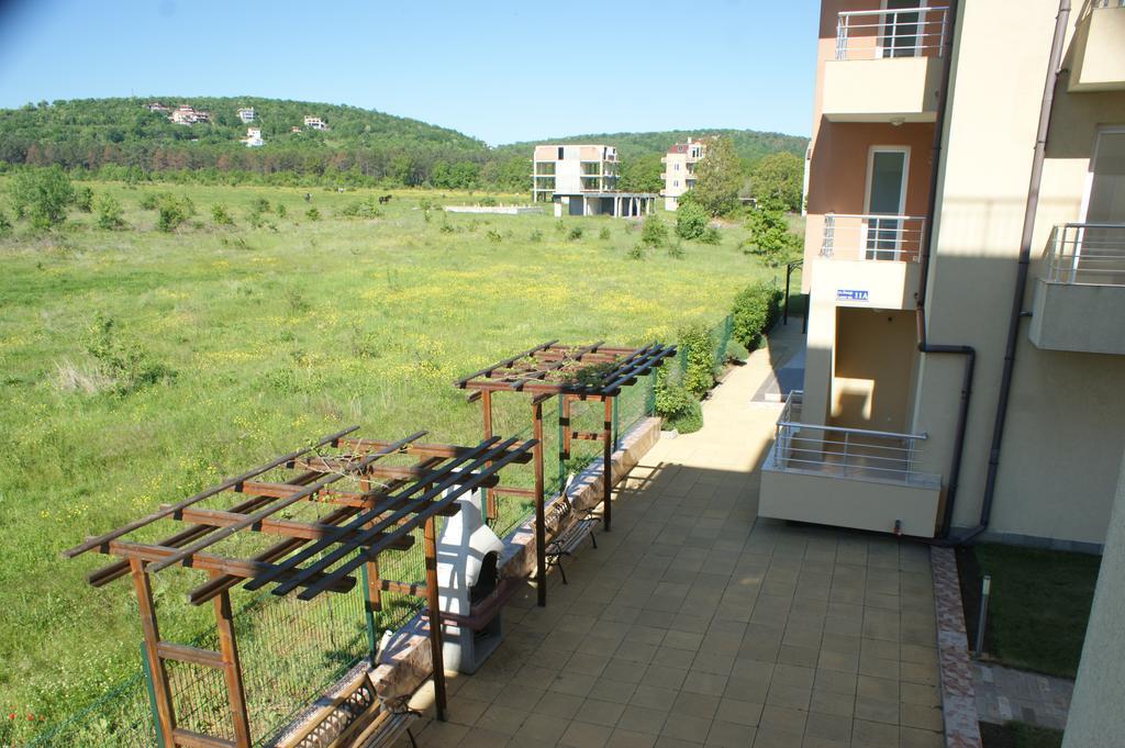 Pearl Sunshine Appartments Primorsko Luaran gambar